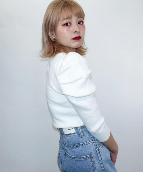 5e8165cf9df1636558cbfb11