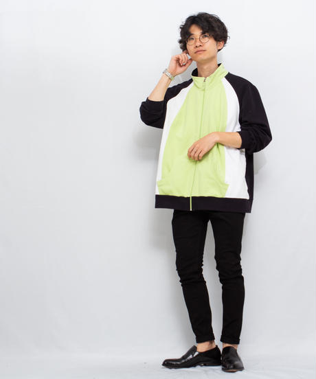 5ca0764a0283af4cb404ca02