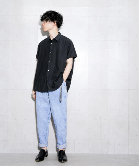 5d9b04f9745e6c7a4327cf1a