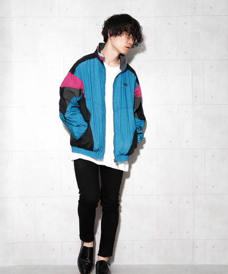 5d1ead2e2e89b765797a29fb