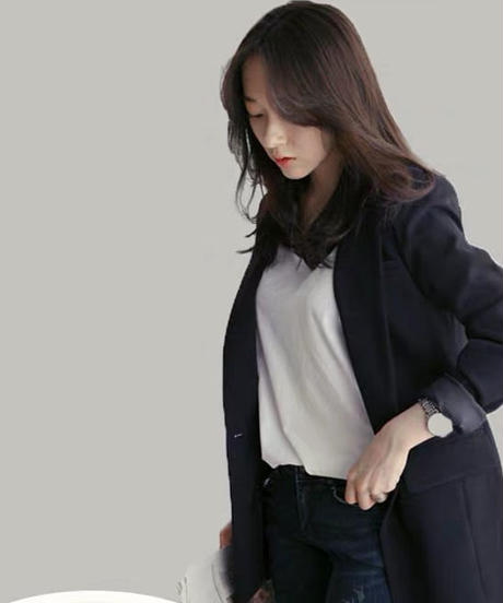 5db6cc4c220e750332e9ef9a