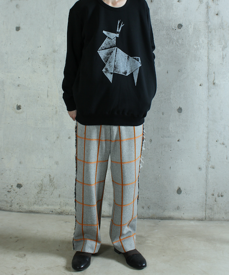 5ec370a25157624bd71efdee