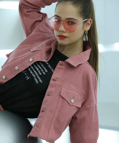 5d25b44105721f395585bb64