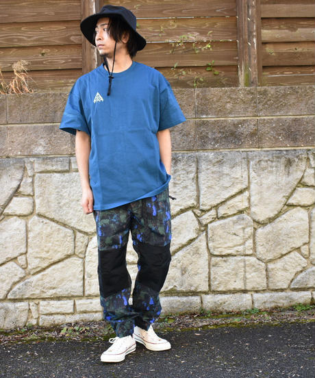 5e4b9260cf327f77215f7e9d