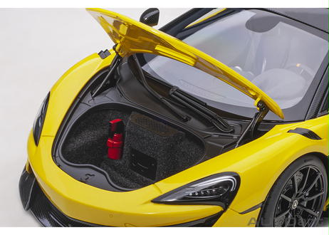 AUTOart 1/18　マクラーレン 600LT（イエロー・パール／カーボン・ルーフ）　76082