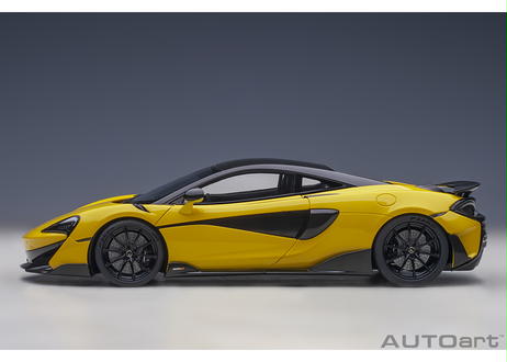 AUTOart 1/18　マクラーレン 600LT（イエロー・パール／カーボン・ルーフ）　76082