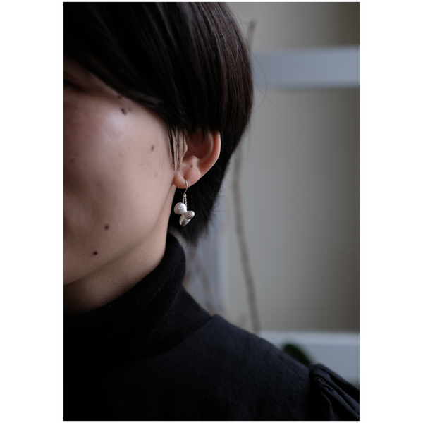 ヤマノイモのタネ M pierce (片耳)