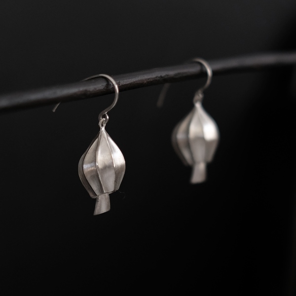 アサツキのつぼみ Pierce