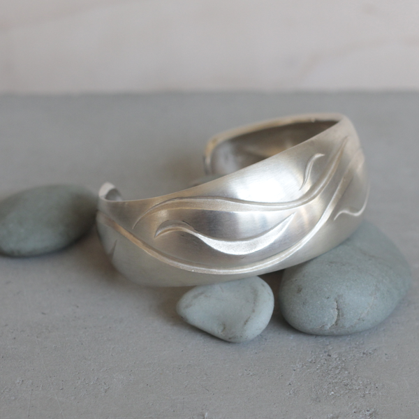 Umi bangle
