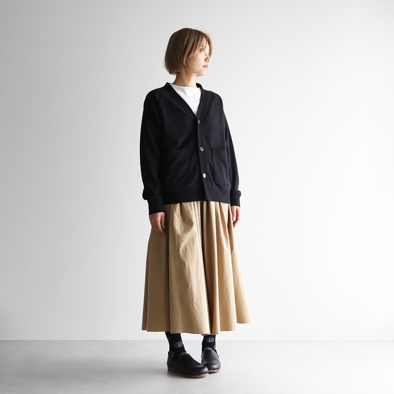 HUIS in house］SUVINスウェットカーディガン（ブラック）【ユニ