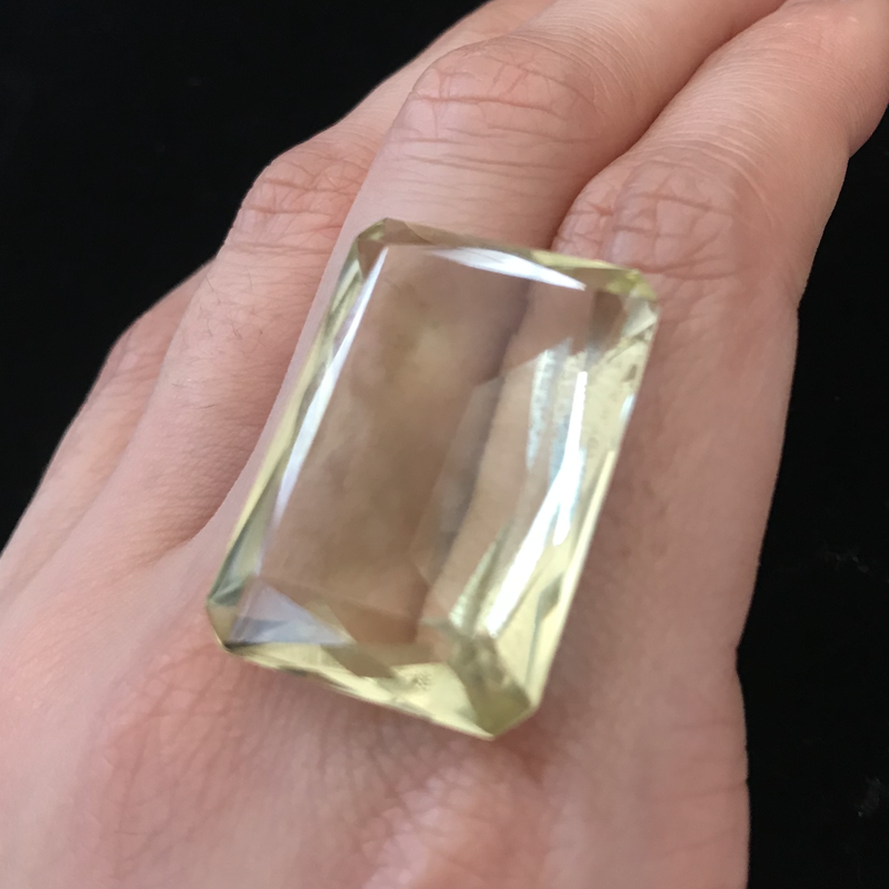 レモンクォーツ エメラルドカット ルース 53.25ct モース硬度7 | Vin's