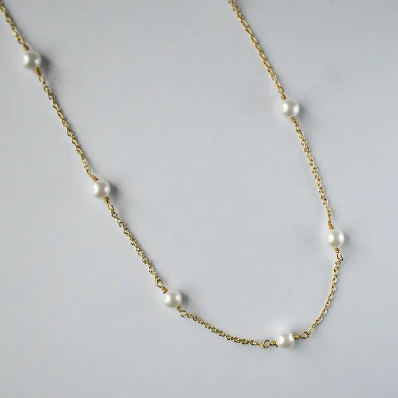 pearl station necklace | ISRIE