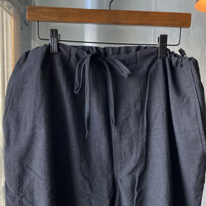 COMOLI ウール ニータックパンツ | Less Higashikawa