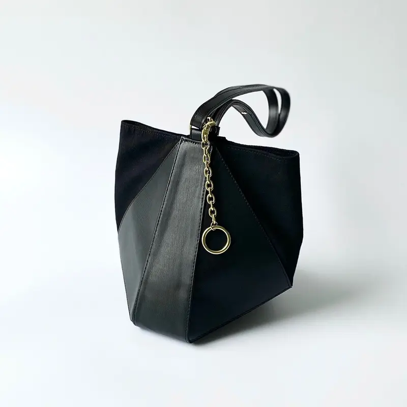 ネット店舗 2023春夏新作 MANA マナ バッグ 2way スクエア アップル