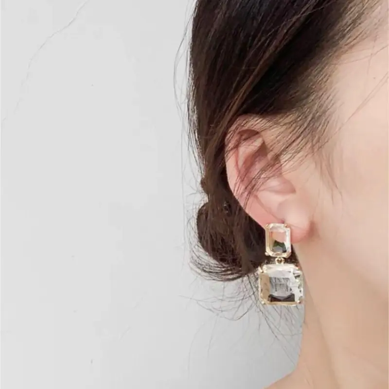 新入荷!ins風!韓国風!シンプル ピアス クリア ゴールド 両耳8/23