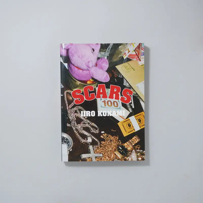 【500部限定】小浪次郎「SCARS」写真集 BlackEyePatch SCARS 写真集 500部限定】小浪次郎「SCARS」写真集 BlackEyePatch 500