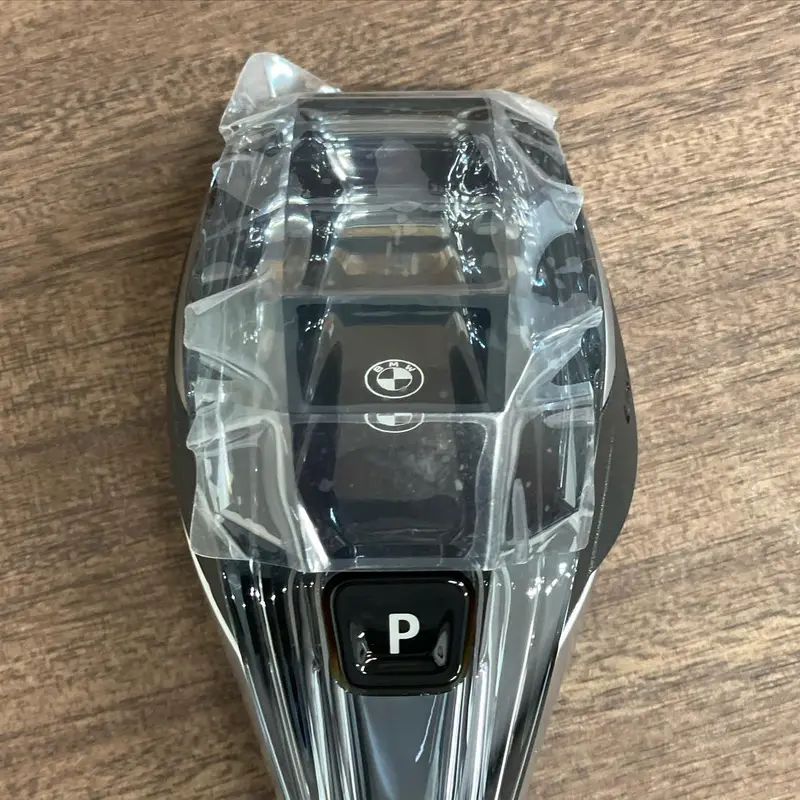 受注後オーダー品 BMW クリスタルシフト(BMWマーク)右ハンドル