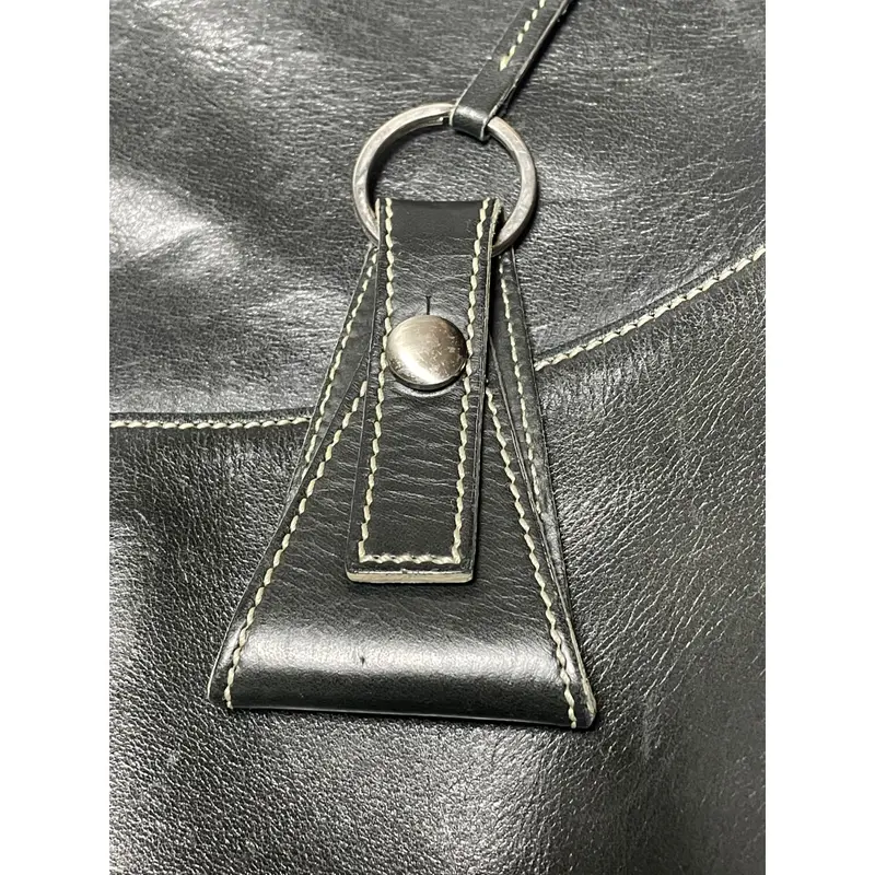 MADE IN JAPAN製 ungaro レザーショルダーバッグ モスグリーン | Ulti...