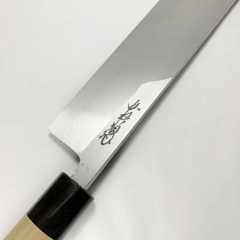 鰻裂き包丁 青鋼 霞 水牛柄 7寸5分(225mm) | 刃物の老舗 本家かね惣