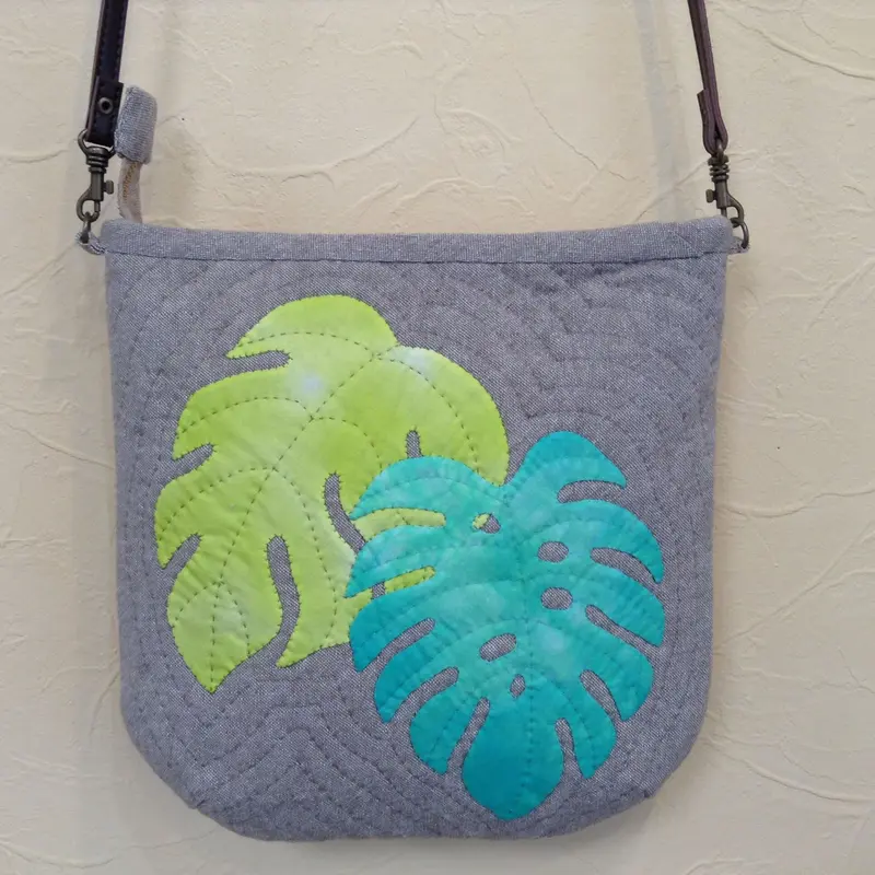 TOK-364 / ハワイアンキルトポシェット ベージュ モンステラ リネン 麻