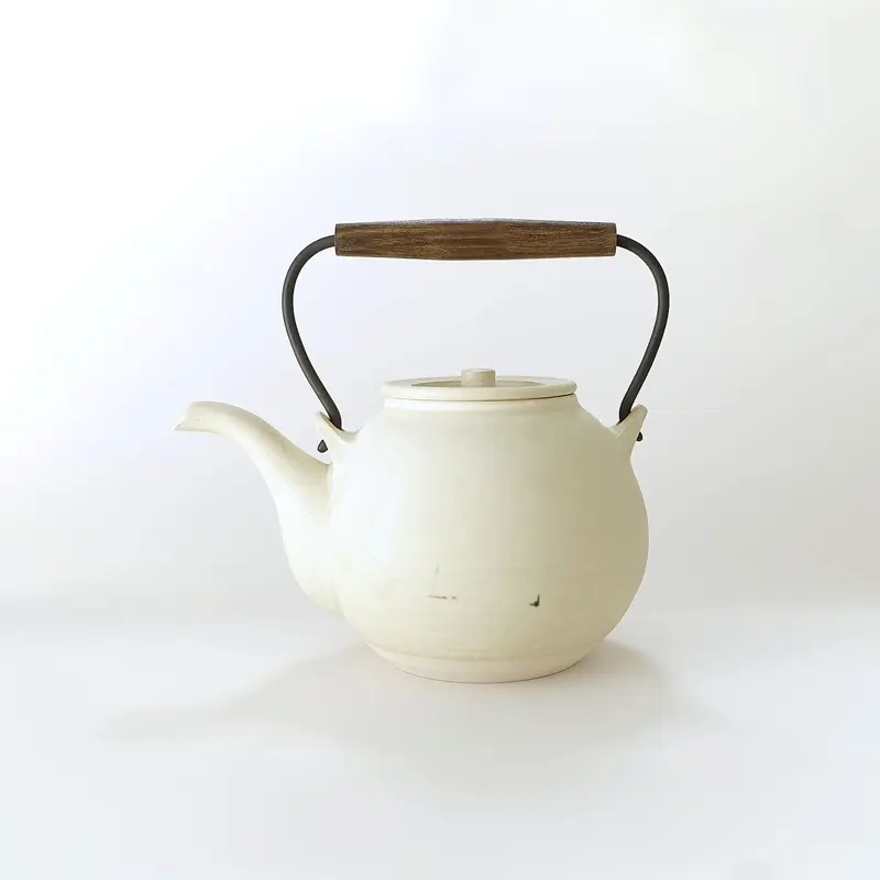 角掛政志・耐火土瓶 / 白 | 黄魚オンラインショップ