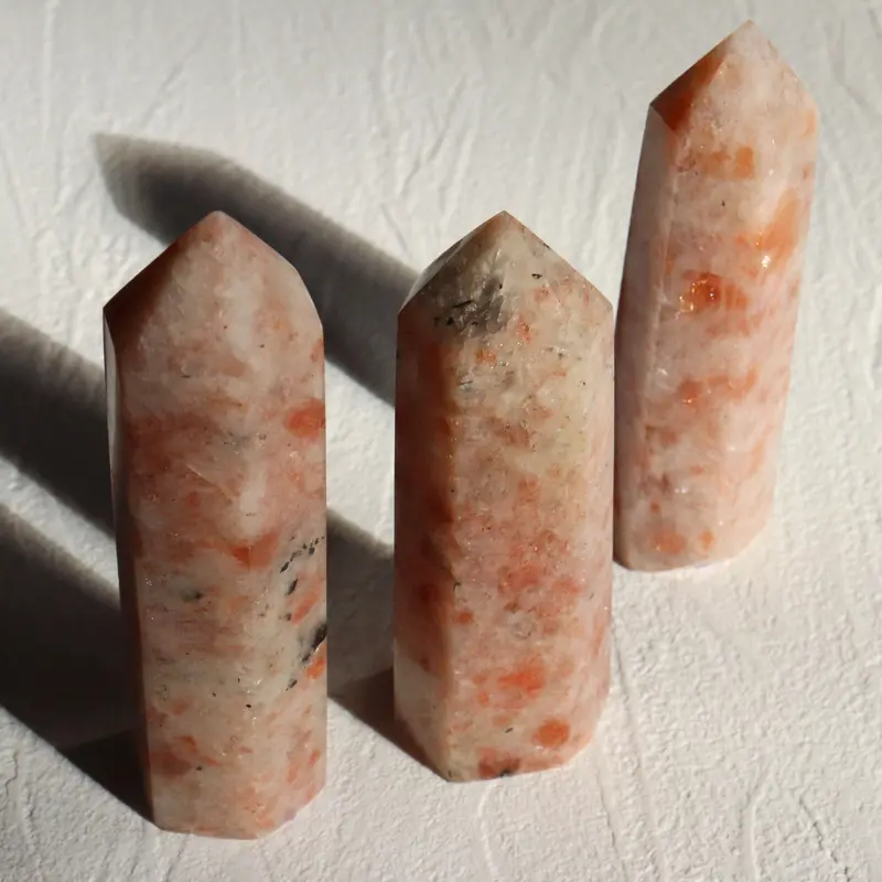 ゴールデンサンストーン ポイント (G27) | 天然石ジュエリー Lapis