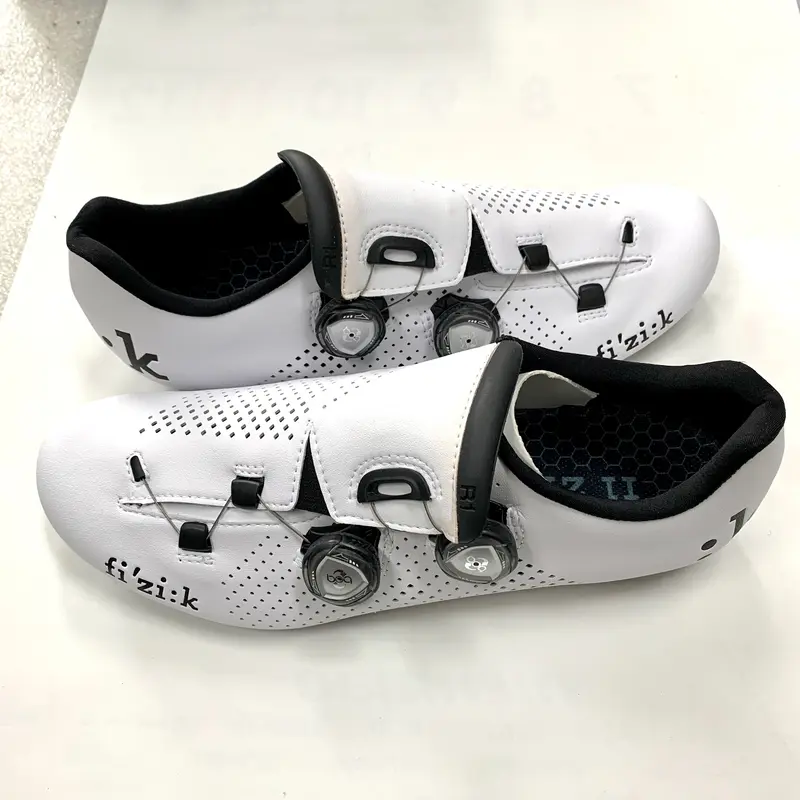 在庫品特価】 Fizik フィジーク R1B (R1 BOA MEN) ホワイト 42サイズ...