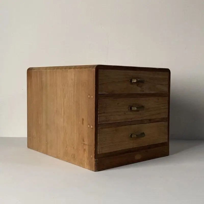 木製無垢 3杯小引き出し シンプルデザイン 真鍮摘み 白木組木 古い