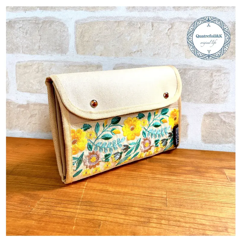 ハンドメイド インド刺繍リボンマルチケース 通帳ケース 小物