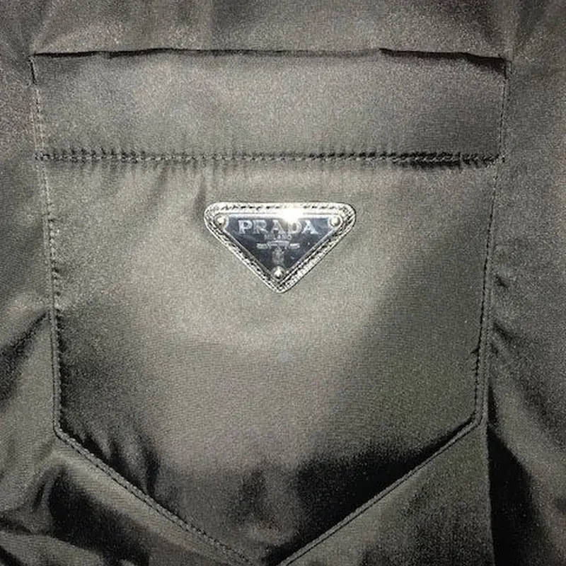 新品タグ付き☆PRADA プラダ 中綿入りダウン パデッド シャツ Lサイズ