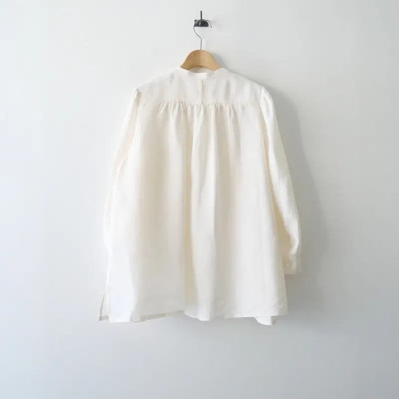 SALUÉ / リネンパフスリーブブラウス / 2201-0658 | retore online