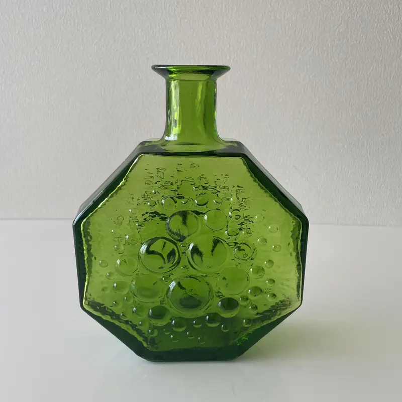 Nanny Still ナニー・スティル ステラ・ポラリス 花瓶 ナニー・スティルのStella Polarisシリーズについて