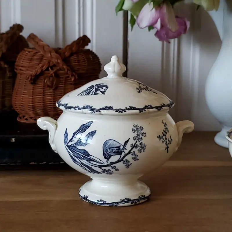 フランスアンティーク　ディネット　小鳥のスーピエール＆プレート フランスアンティーク ディネット 小鳥のスーピエール＆プレート