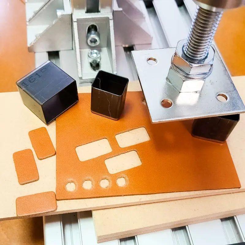 汎用菱目打ち機 / ハンドプレス機 レザークラフト | 佐々木工房