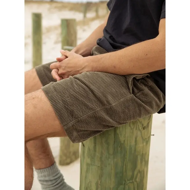 Only NY / Wide Wale Corduroy Chill Shorts ( Oli...