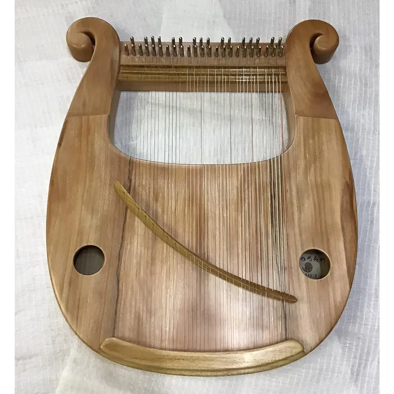 コロイ ソプラノライアー 大型39弦 虎目 響きがとてもいいです