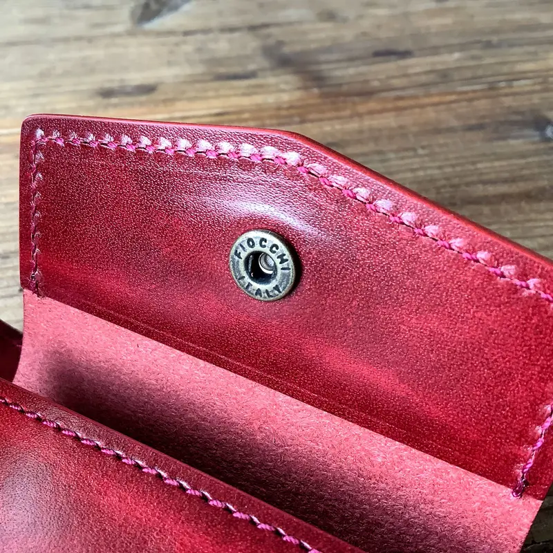 ルガトショルダー赤 二つ折り財布 小銭入れあり | keywest828