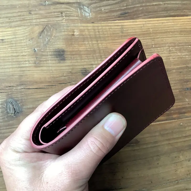 ルガトショルダーワイン 二つ折り財布 小銭入れあり | keywest828