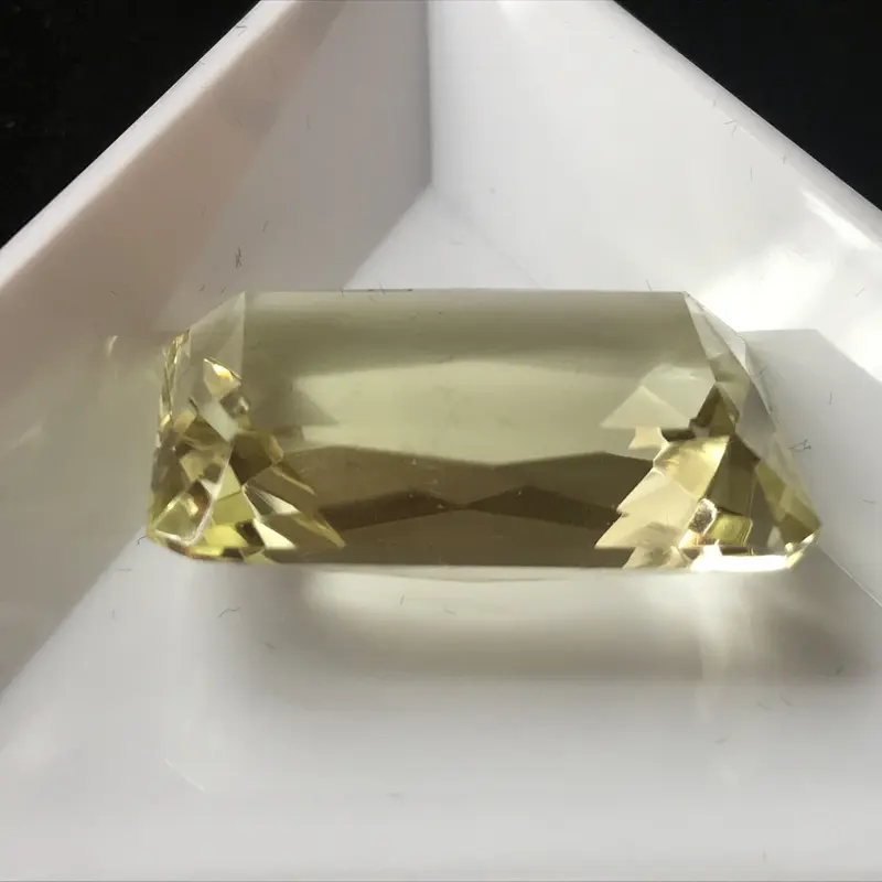 レモンクォーツ エメラルドカット ルース 53.25ct モース硬度7 | Vin's