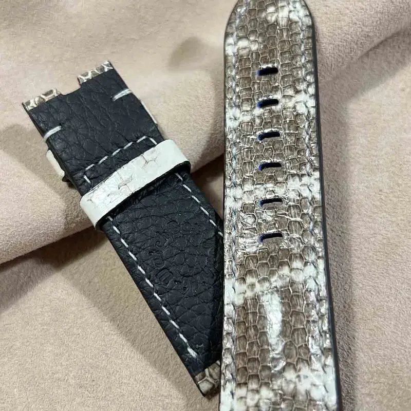 sna-57 シースネイク（ウミヘビ）腕時計ベルト ホワイト (ラグ幅24mm