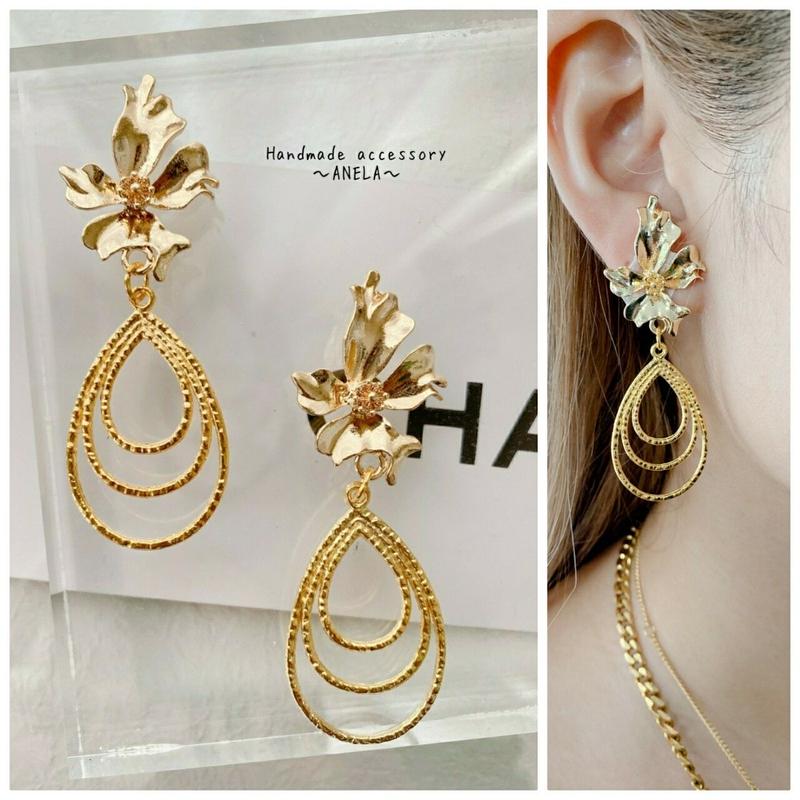 フラワーチャームピアス イヤリング | anela accessory