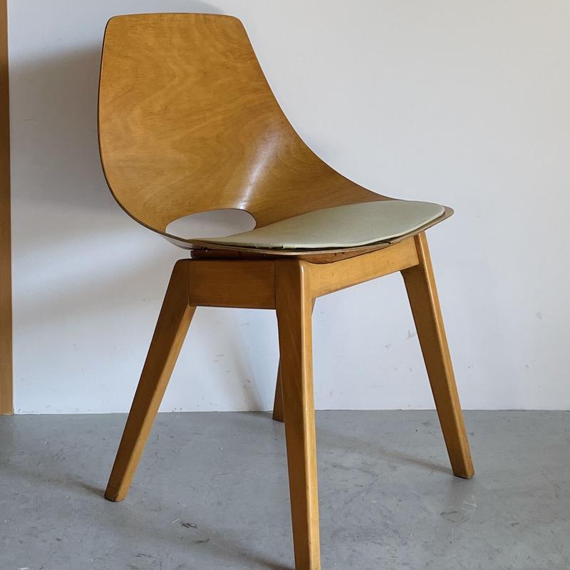 PRICE/ASK］Tonneau Chair-Wood Leg-Palegreen Se...