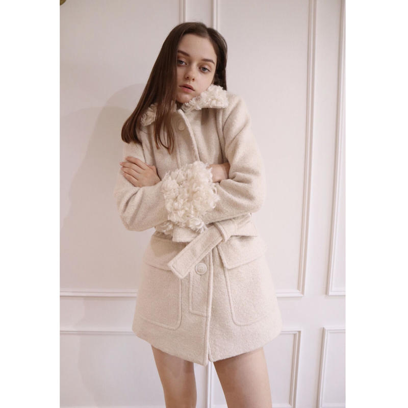 Epine poodle fur coat ivory curly hair | www.angeloawards.com
