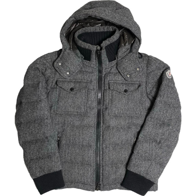 早い者勝ち 名品 モンクレール florian T4 美品-