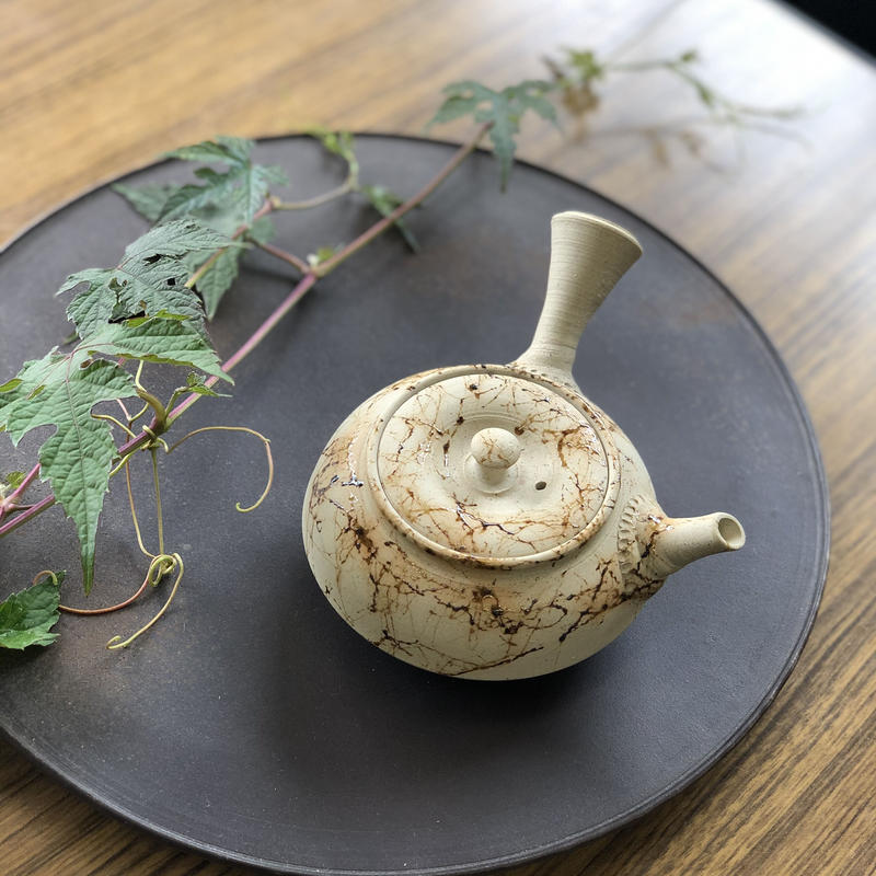 村田益規さんの急須