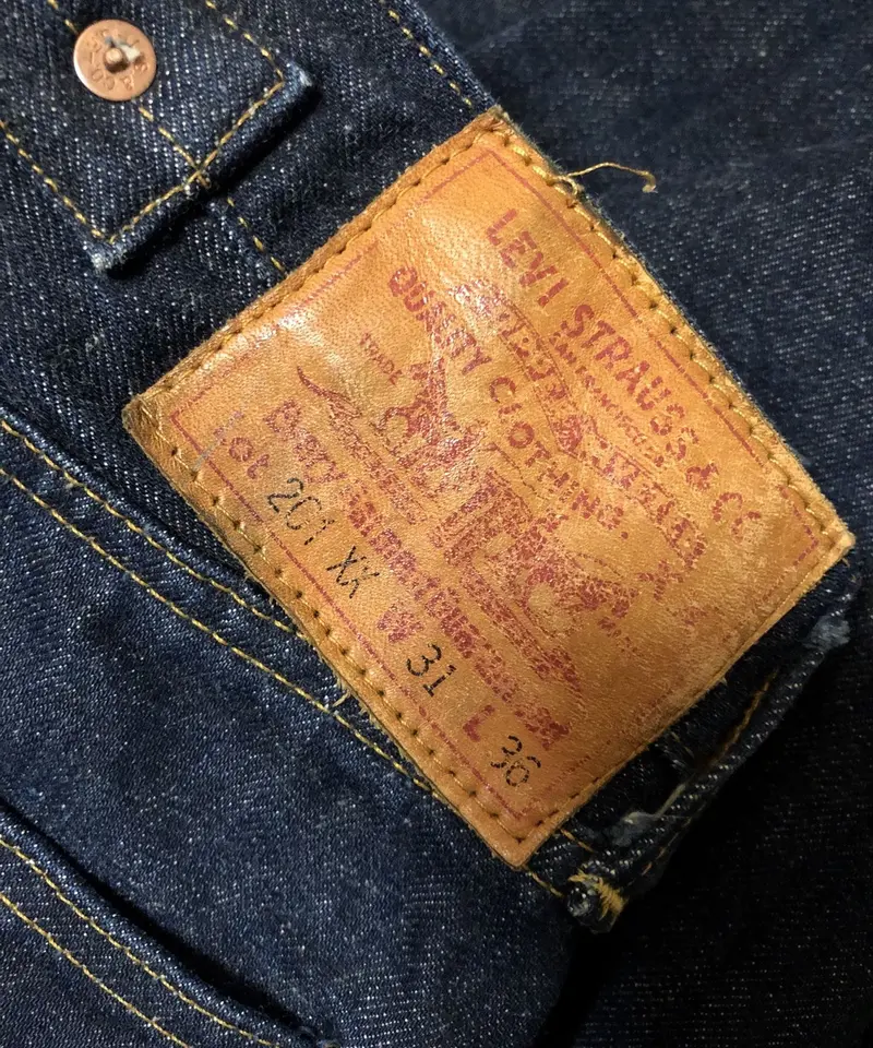 公式ウェブストアで リーバイス201XX W32L36 米国製 バレンシア