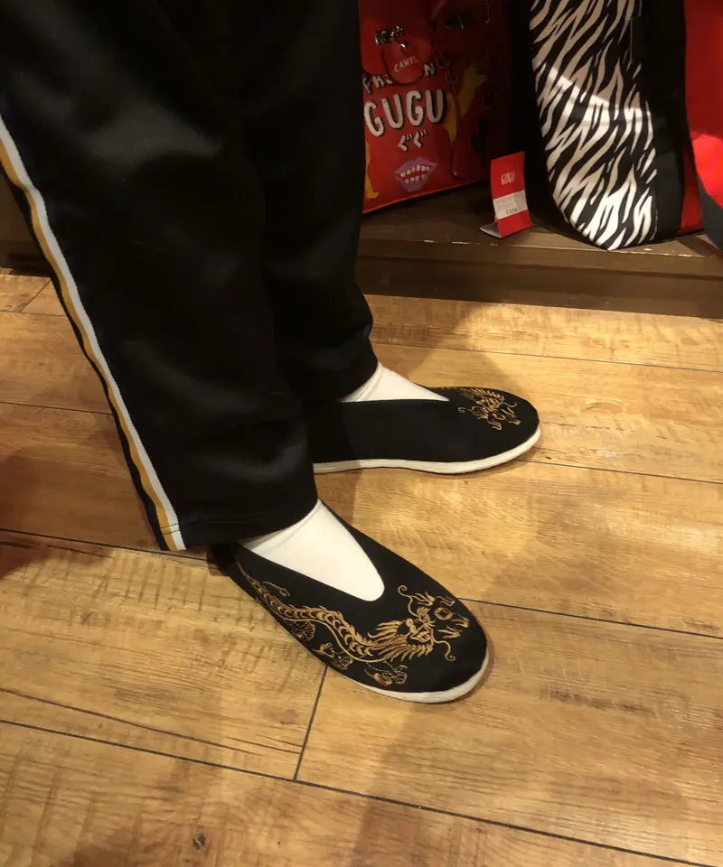 ドラゴン刺繍カンフーシューズ スリッポン tb-200315-1 | GUGU