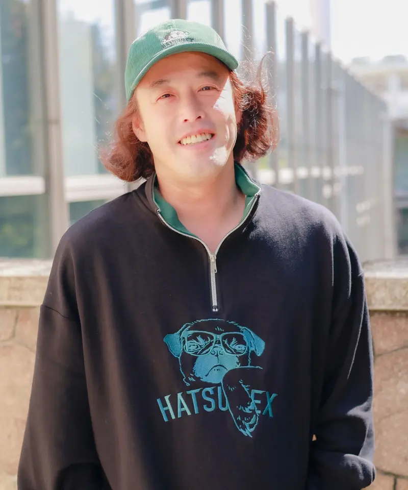 Hatsunex バイカラーKOHADA Zipプルオーバー（ブラック×グリーン