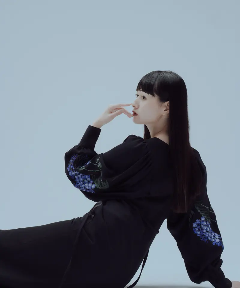 【完売品】iconology 花を着るワンピース #06【黒】サイズ2 完売品】iconology 花を着るワンピース #06【黒】サイズ2 iCONOLOGY 花