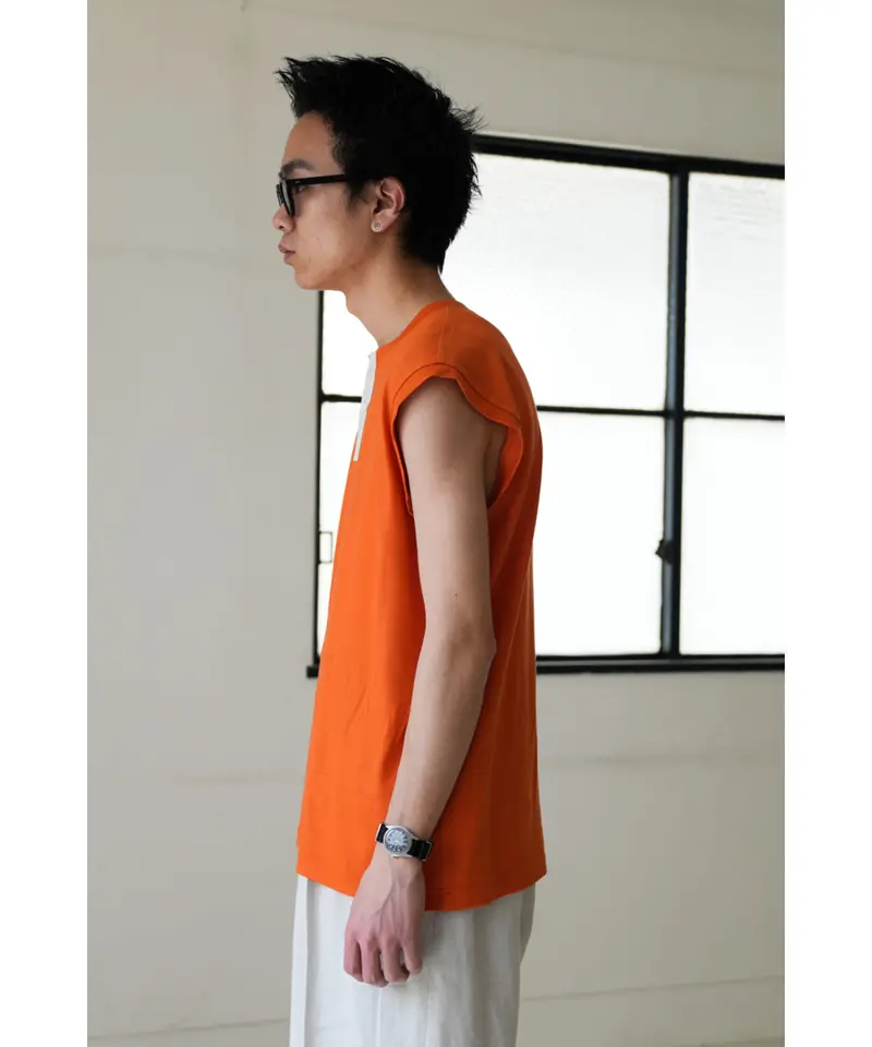 un/unbient WASHABLE WOOL NO-SLEEVE H/N | Muster...